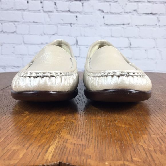 SAS Simplify Pearl Leather Tripad Comfort Walking Loafers NEW 9.5 S - Picture 2 of 9